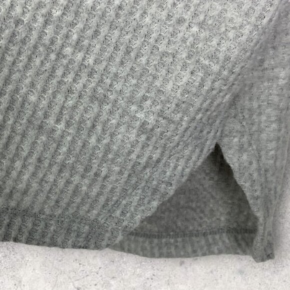 NEW Nordstrom Oversized Waffle Knit Snap Henley Long Sleeve Heather Grey Size XS - Picture 7 of 13
